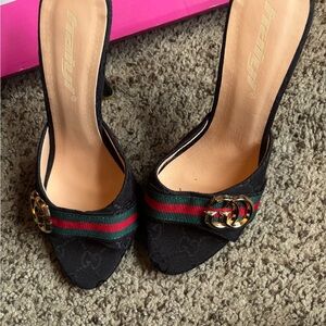 Black Open-Toe Slide Heels with Green-Red Accent